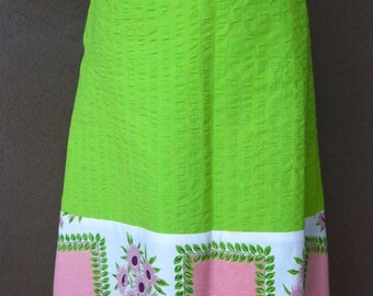 green cotton a-line knee length skirt vintage fabric