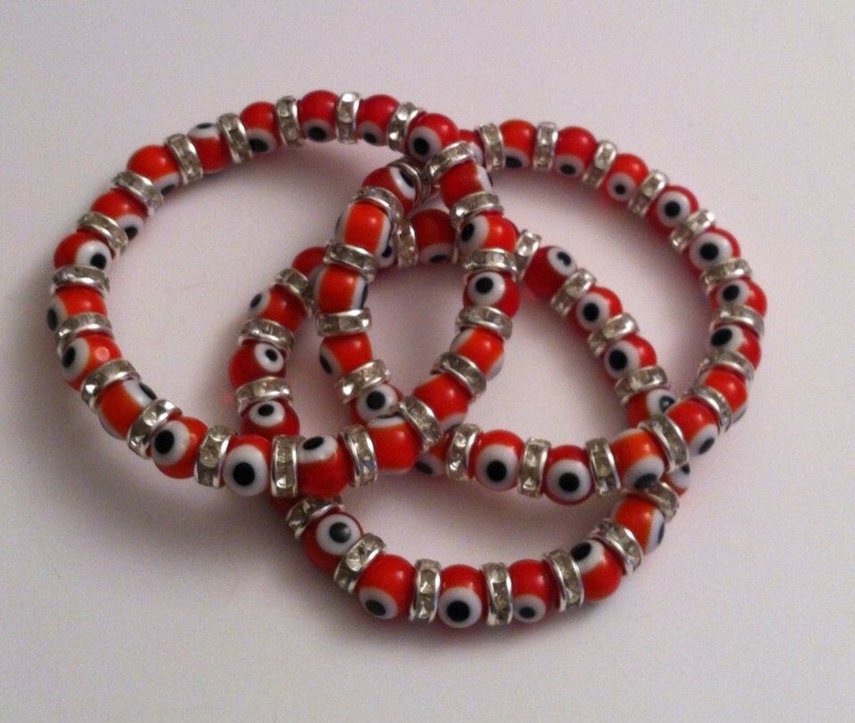 evil-eye-bracelet-with-red-evil-eye-beads-and-crystal