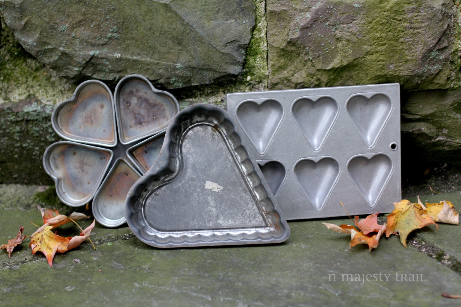 Qty 3 Heart Shaped Baking Tins. Vintage. Wilton Muffin Pan Lg