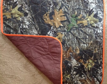 Custom Western Saddle Pad in Mossy Oak Break-Up Camo Print with Blaze Orange Trim