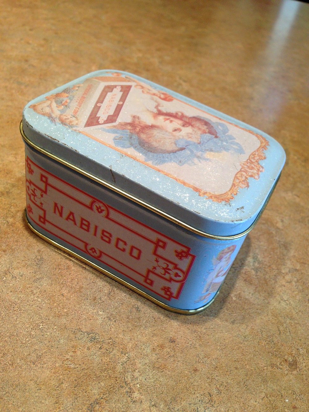 Small Vintage Nabisco labeled tin dated 1992 by MyFoundVintage