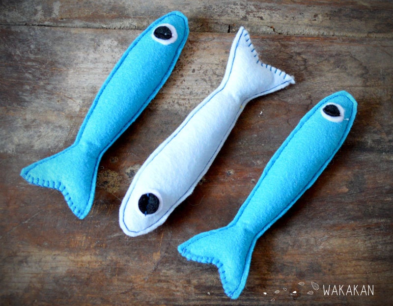 Cat toy. Blue Fish made of felt with Catnip. Blue fish cat