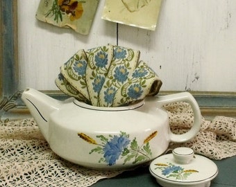 SALE Vintage Portuguese Flower teapot Sacavem