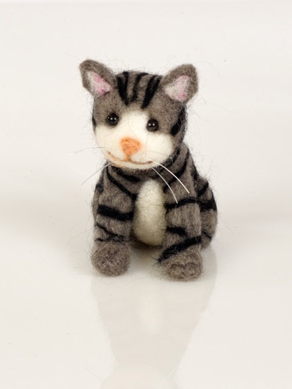 Cat Needle Felting Kit by CraftYourselfSilly on Etsy