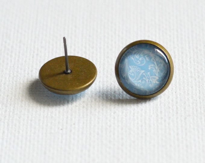 BOHO CHIC Stud Earrings metal brass depicting fashionable blue and white ornaments , Vintage, Glamour, Boho, Pastel blue