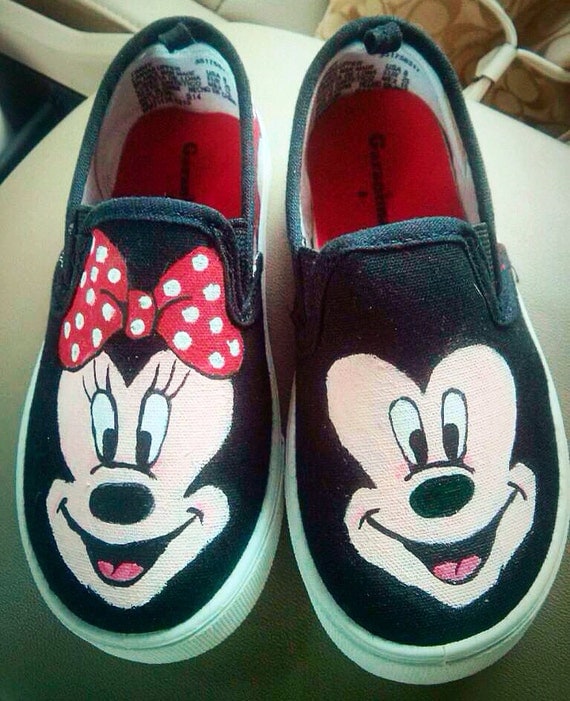 Mickey Mouse hand painted shoes by Handpaintedshoes1226 on Etsy