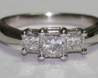 princess cut 3 stone ring in platin um three stone ring princess cut ...