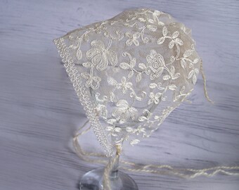 15% off SALE Newborn lace bonnet. Newborn photography prop, newborn girl, newborn girl hat bonnet, newborn girl prop, newborn props,