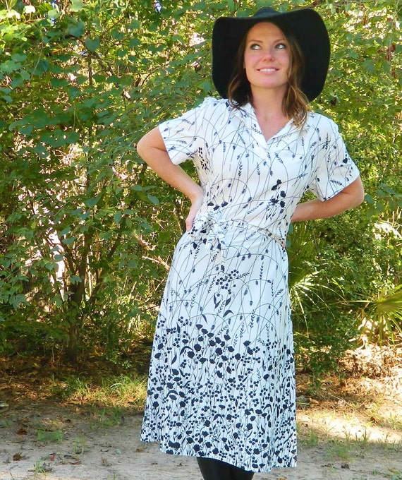 20 DOLLAR dress sale70s vintage large white belted by ahippyheart