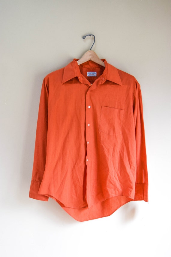Vintage 60s Men's Burnt Orange Button Up Dress Shirt by cuffNroll