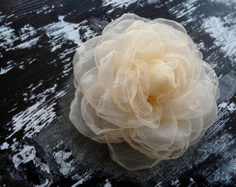 Champagne Wedding Hair Accessory, Ivory Hair Flower, Cream Bridal Hair Flower, Ivory Hair Rose