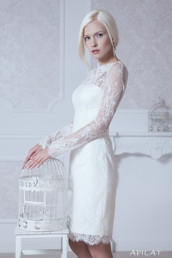 Fitted Style Short Lace Wedding Dress with Sleeves M38