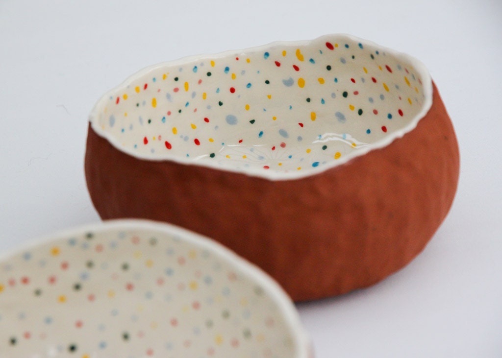 Anna Baskakova - Terracotta serving bowl