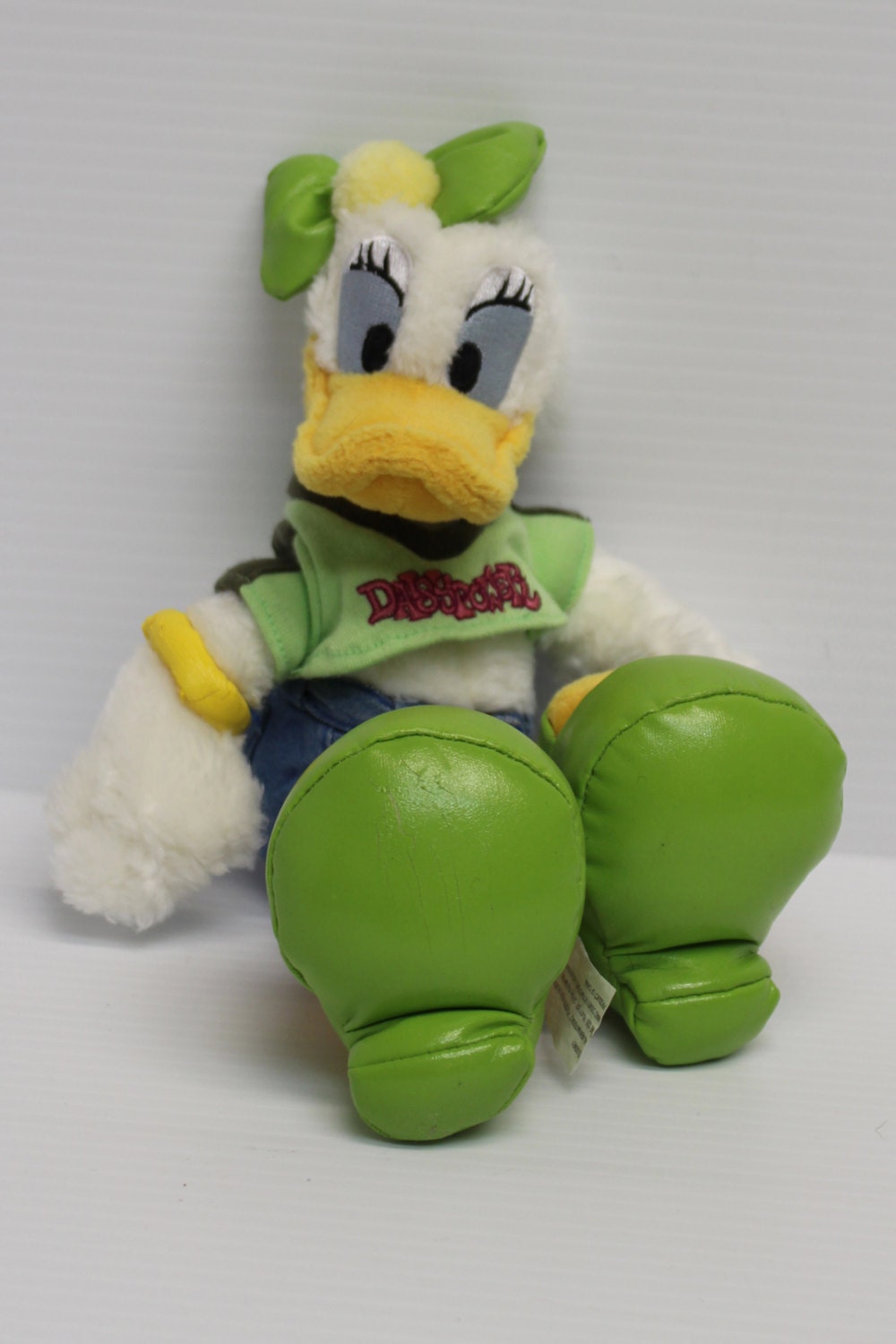 plush daisy duck