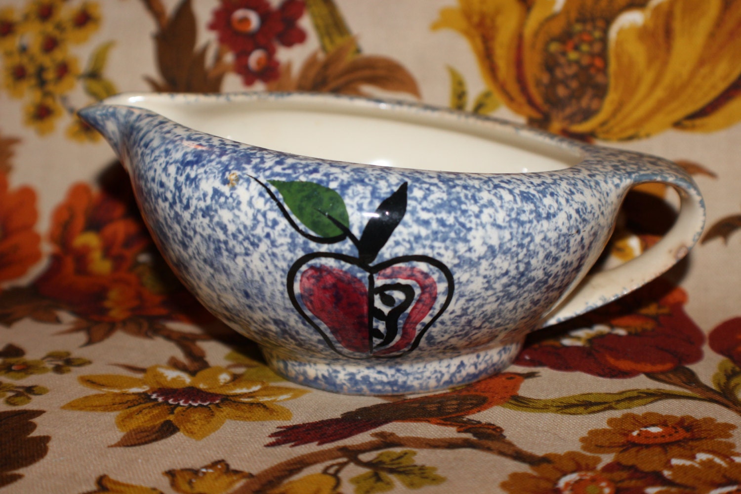 Gravyboat Apple Blue gravy boat Hand Painted Blue antique country state
