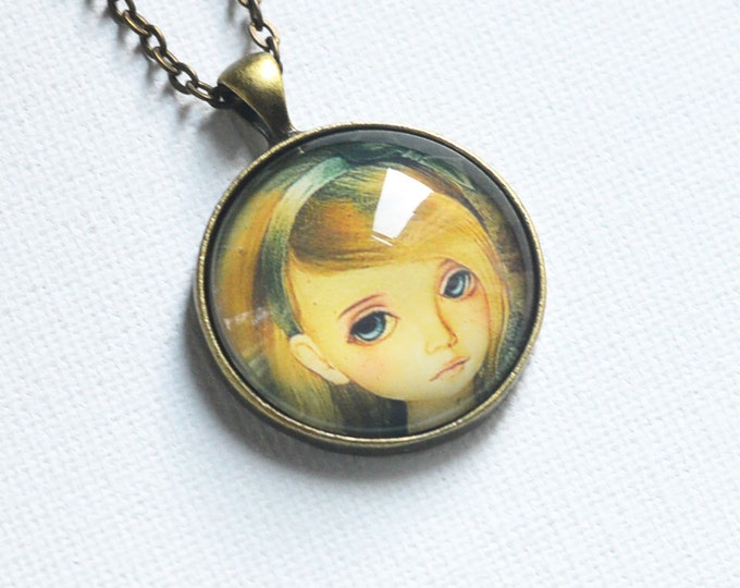 FEMALE IMAGES Round pendant metal brass with the image of girls under glass , Rustic , Vintage, Yellow, Brown, Green