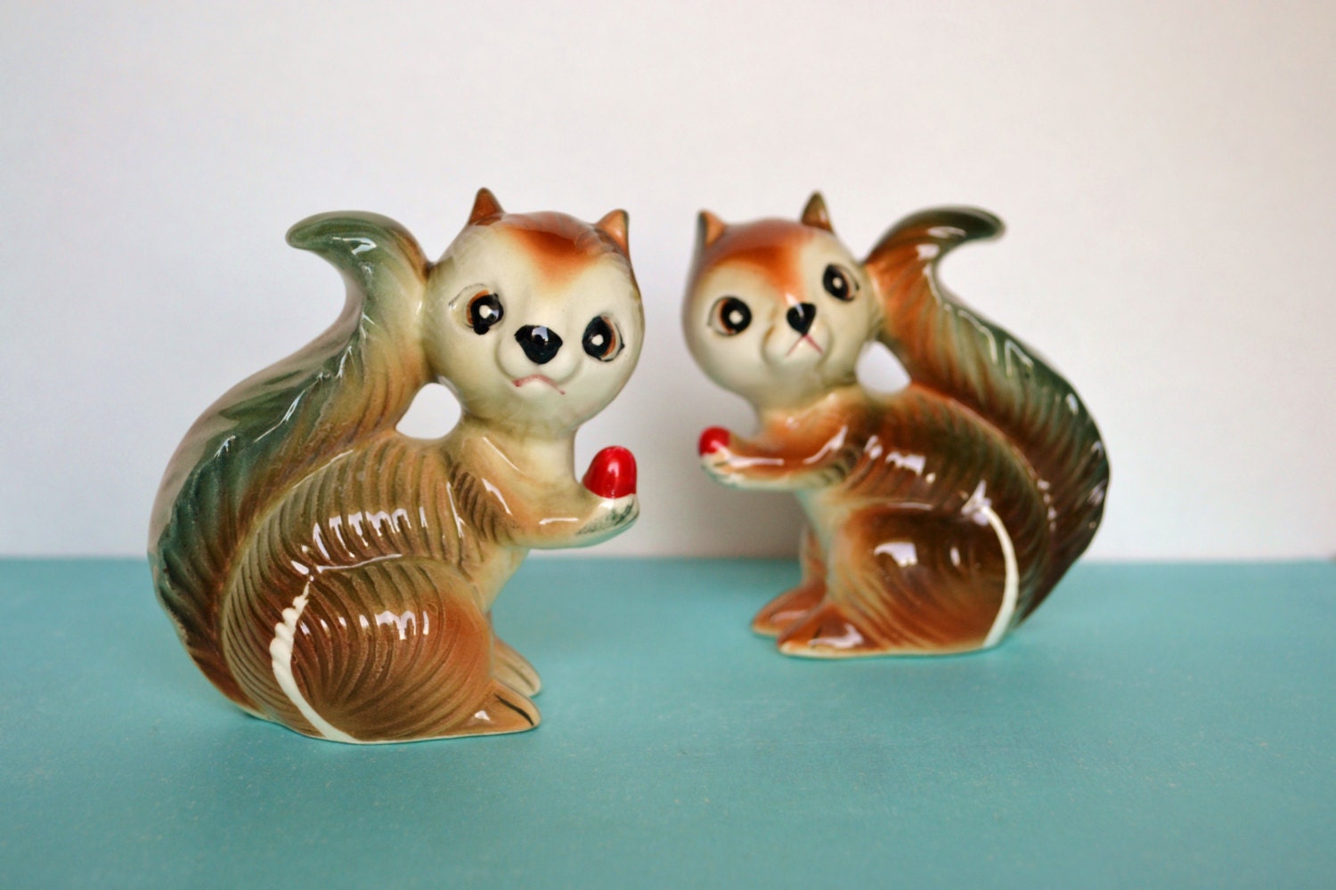 Vintage Pair Ceramic Woodland Squirrel Figurines by LeolasAttic