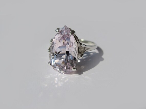 Light Pink Pear Shaped Kunzite Cocktail Ring In by GemsBerry