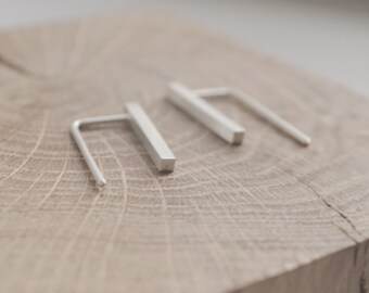 Delicate bar earrings // silver bar thread // minimalist earrings // Simple earrings // SM001