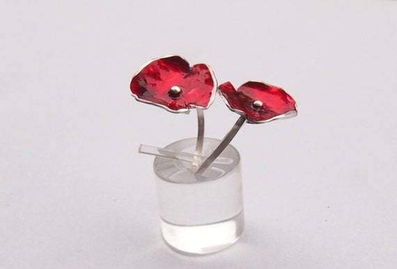 Sterling Silver Red Flower Ring Etsy shop ElenaVJewels red floral ring