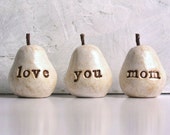 Gifts for mom / Christmas gift for her / 3 love you mom pears / gift for women / pears gift / gifts for mothers