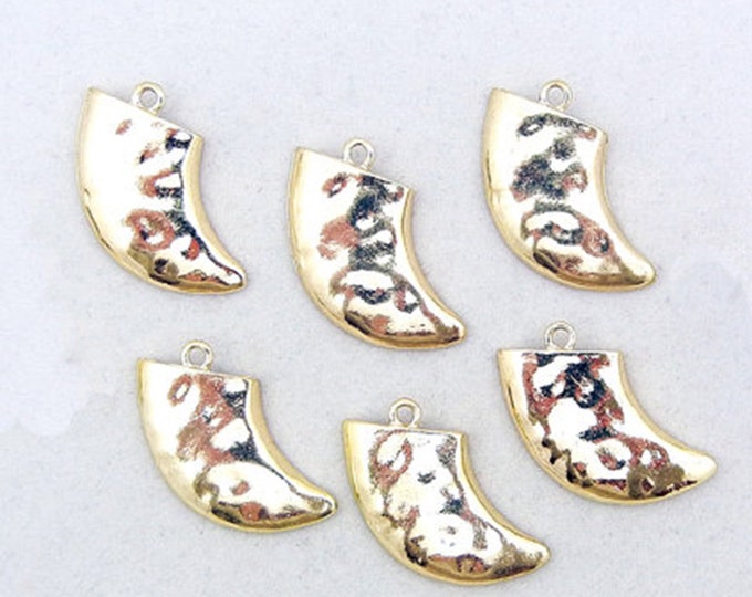 Set of 6 Hammered Gold-tone Claw Charms