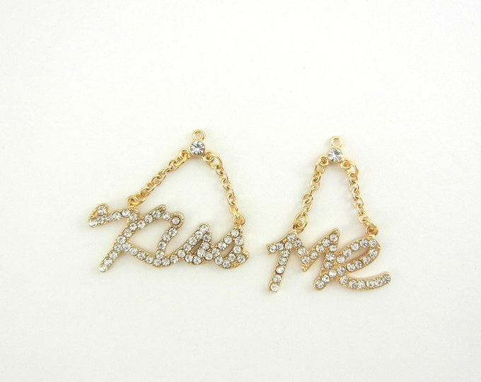 Pair of Rhinestone Kiss Me with Chains Charms Gold-tone