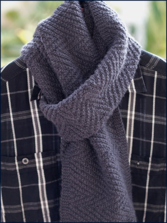 Lamberhurst Scarf Knitting pattern Mens scarf Reversible