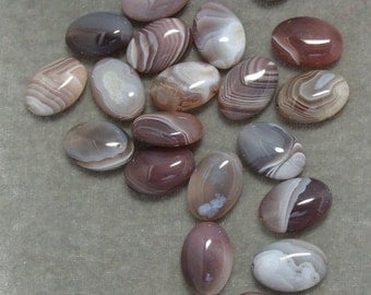 Full Strand of 13mm by 18mm Oval Botswana Agate Gemstones (140)