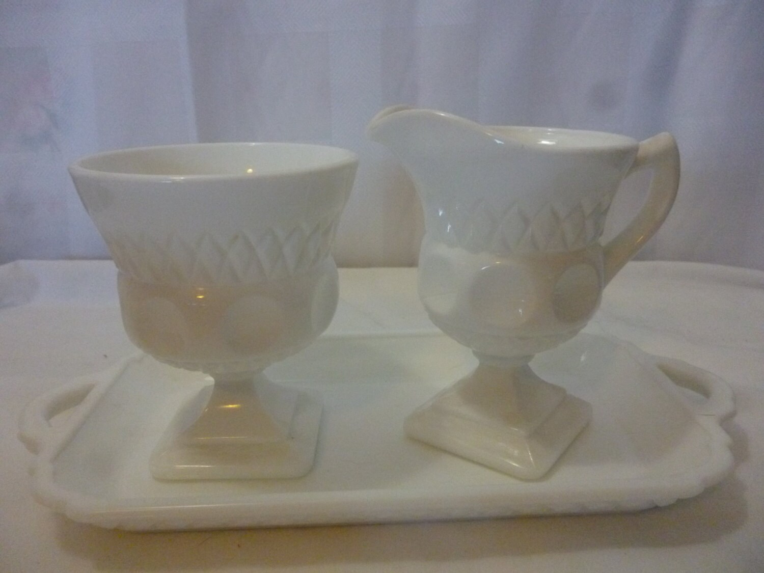 Vintage COLONY Milk Glass Sugar & Creamer Set With Tray Haute Juice