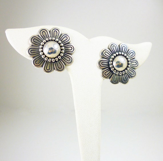 Vintage Earrings Retired James Avery Sterling Silver Flower