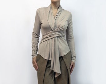 blouse,beige blouse,knitted blouse,cravat,long sleeves,original blouse,fall trend,suit,soft blouse,autumn blouse,beige top Model B 45