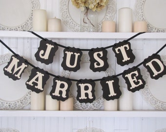 JUST MARRIED Wedding Banner, Wedding Sign, Just Married, Car Decoration, Wedding, Country Wedding, Rustic Wedding, Wedding Photo Prop