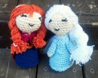Little Elsa and Anna doll set
