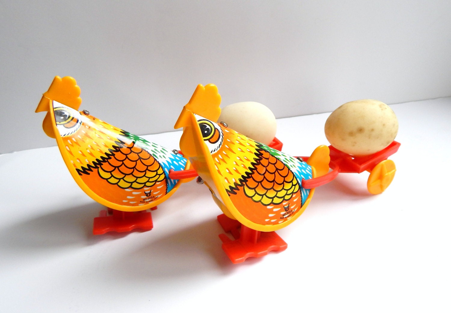 Wind Up Chicken Toy Vintage Wind Up Toy Chicken with Egg