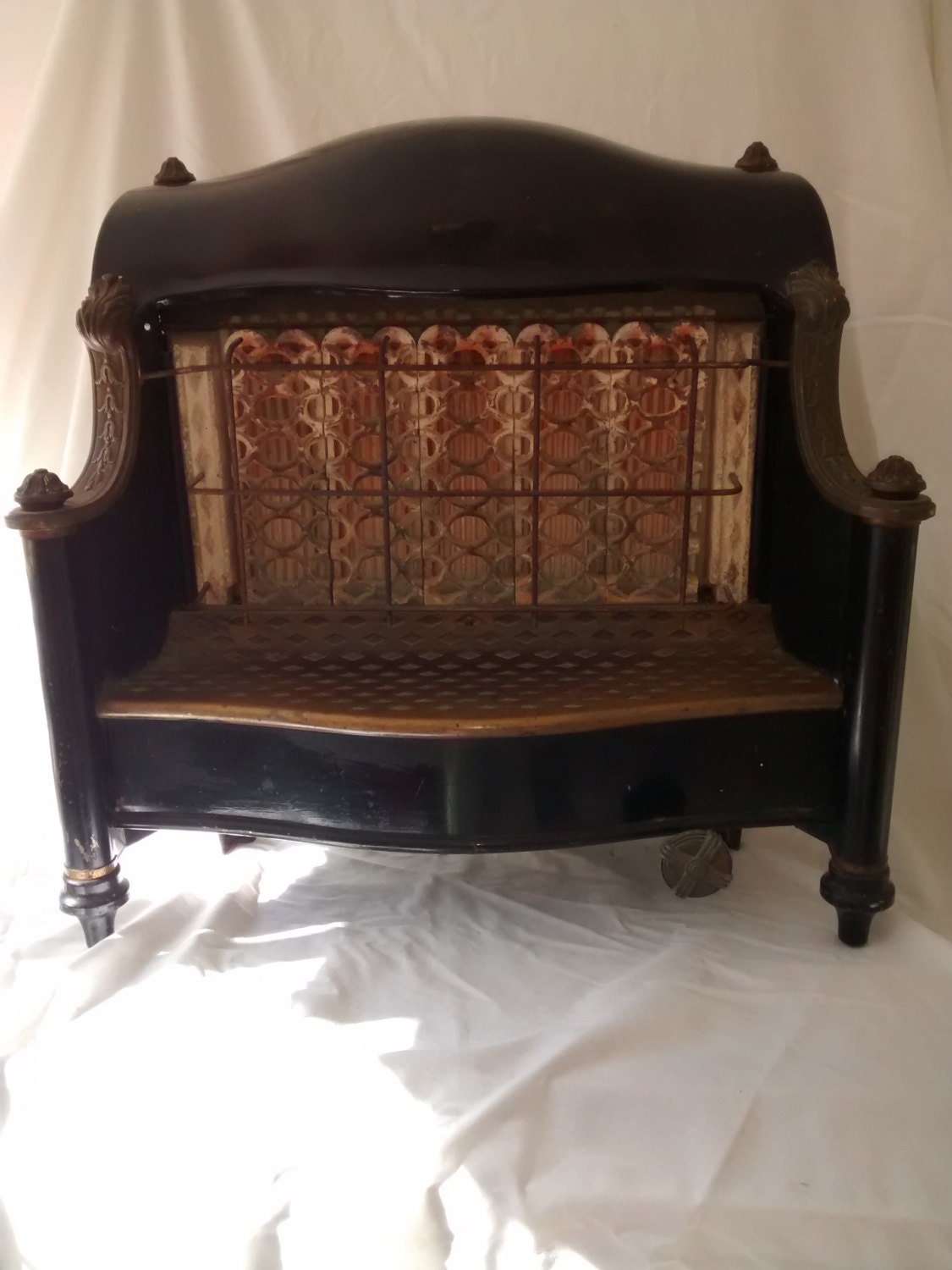 Antique Humphrey Radiantfire 31 / Gas Fireplace Insert / All