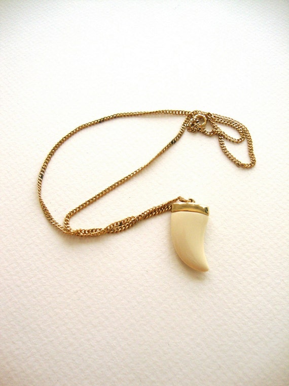 Ivory Horn Necklace : Ivory Tusk vintage carved ivory lucite