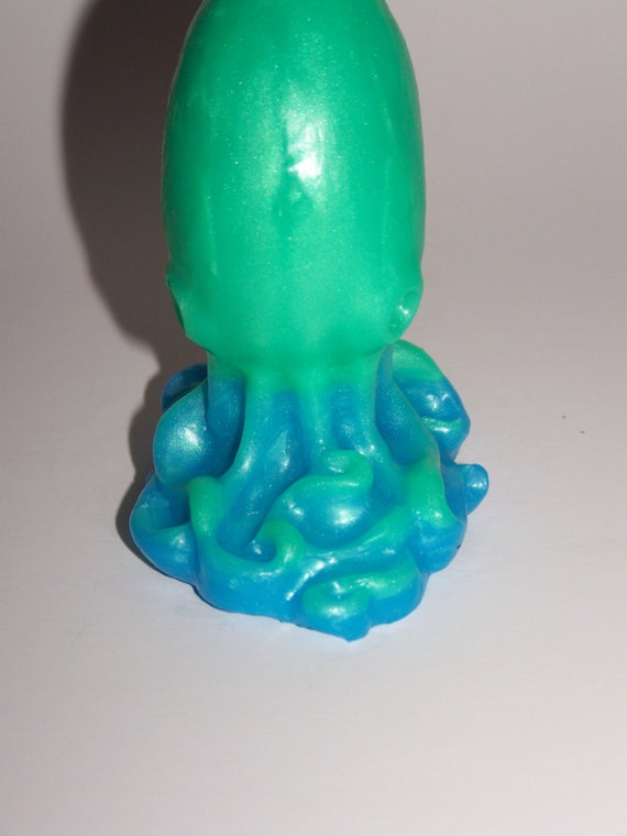 Octopus Butt Plug In Aqua Green And Ic