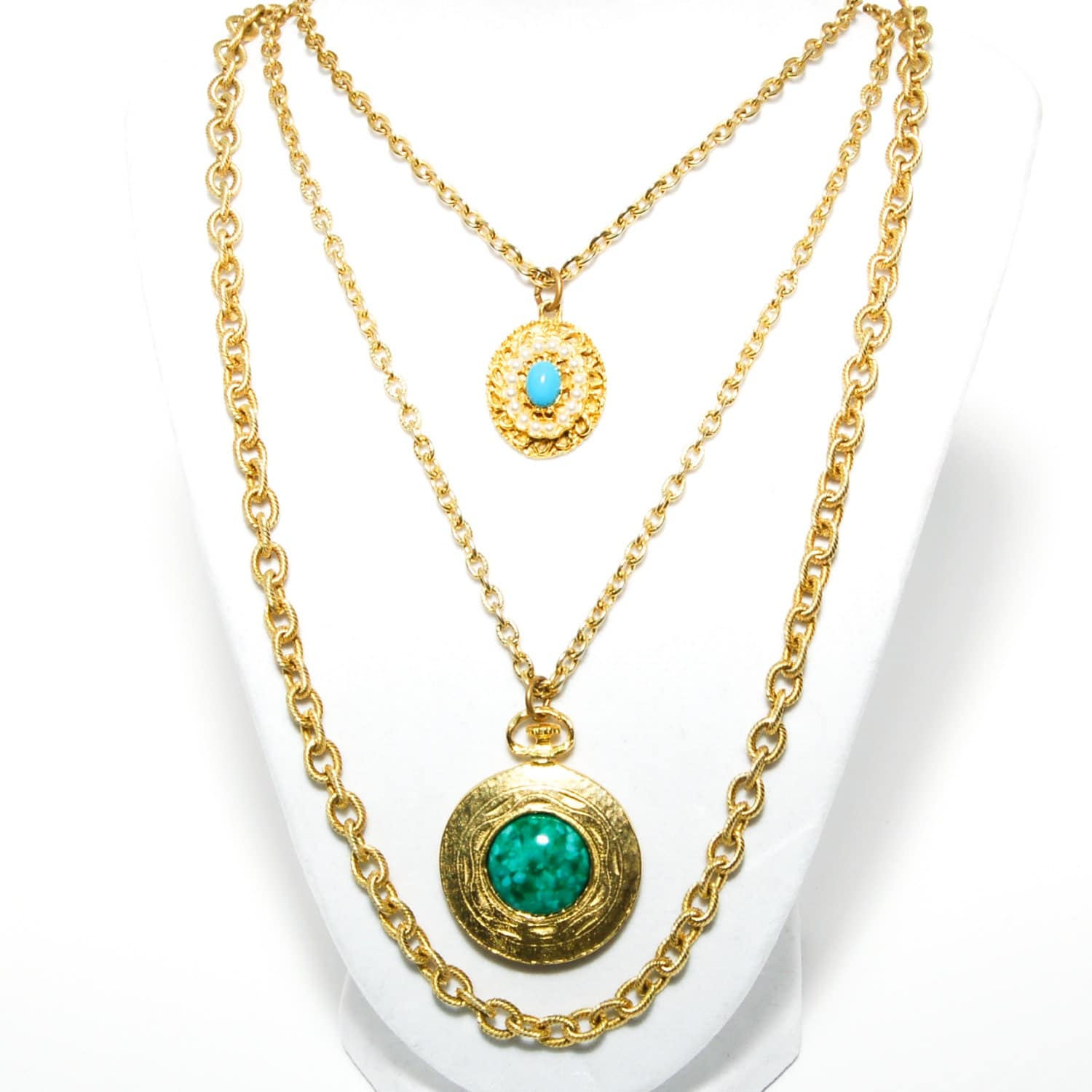 Vintage Triple Graduated Strand Necklace Amulet Pendants Gold