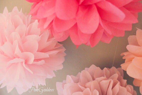 5 Tissue Pom Poms - Soft Pink Wedding- Romantic Wedding- Peach- Spring Wedding- Bridal Shower Il_570xn