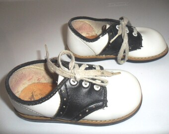 Saddle shoes, vintage, childrens, black and white, sock hop, clothing ...