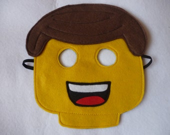 Felt yellow man inspired by Lego. Mask/costume for children.