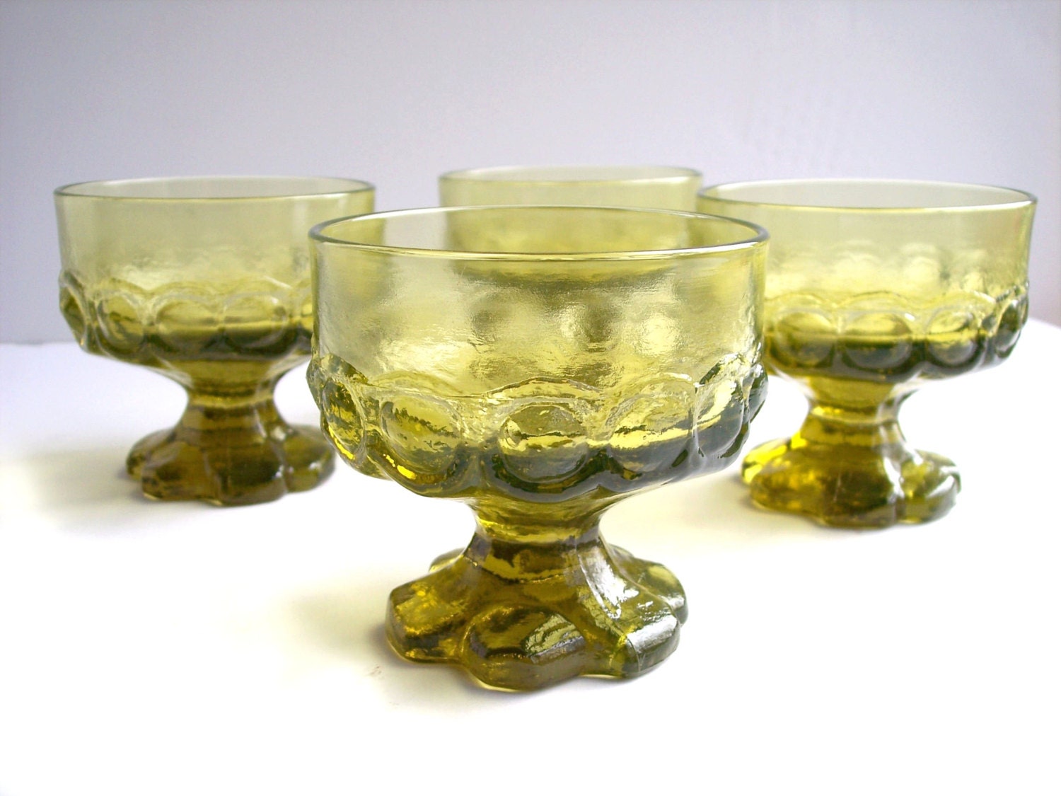 Vintage Lime Green Footed Glass Dessert Bowls by myknickknackstore