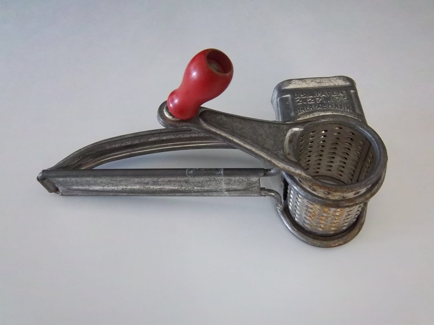 French Mouli Potato Ricer