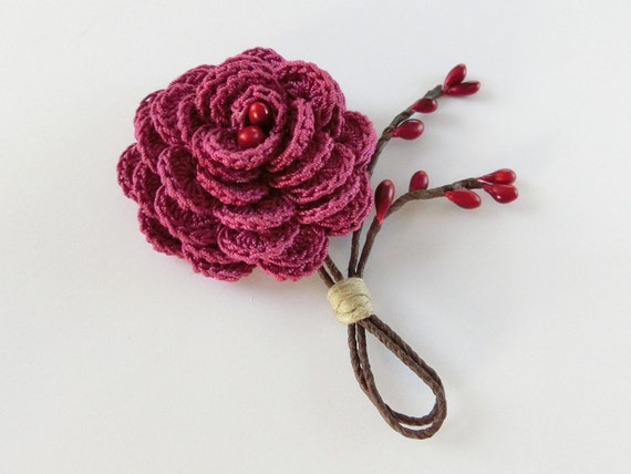 Burgundy Wedding Boutonniere. Marsala Crochet Flower Buttonhole, Groom's Flower. Single Rose Wedding Boutonniere, Crimson Wedding Keepsake.