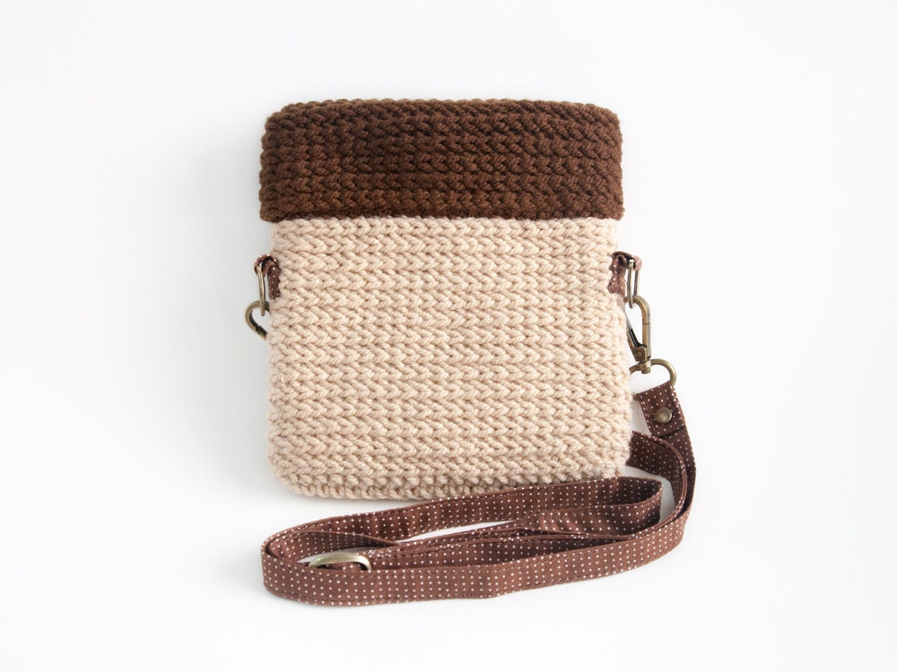 Crochet Instagram Purse Love IG Light Brown Color by Meemanan