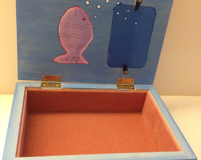 Solid Wood, Felt Lined, Fish Photo Box. Window for Picture on Front. Room inside for Treasures
