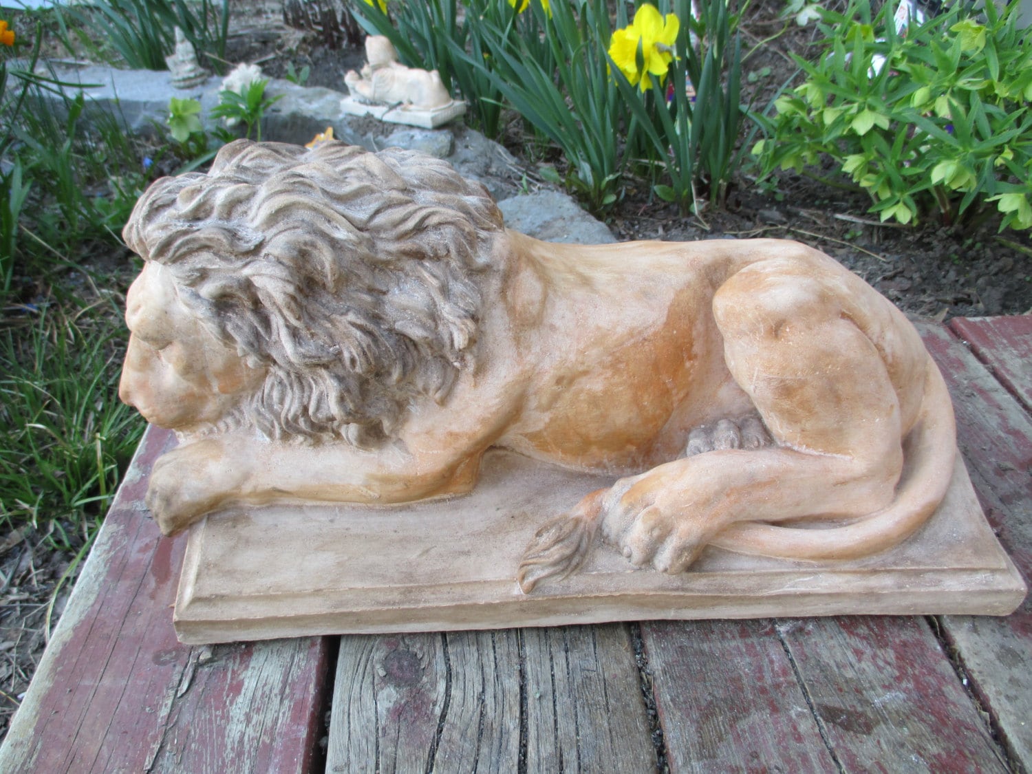 Sleeping Lion Statue