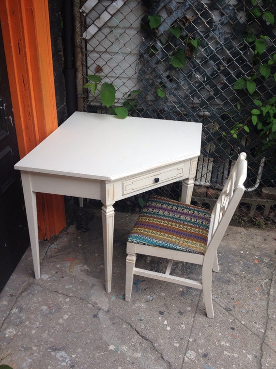 vintage dixie shabby chic corner desk chair vintage dixie shabby chic corner desk chair