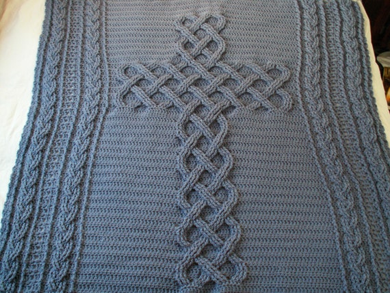 Pattern Cosy chunky Celtic Cross cable afghan / throw